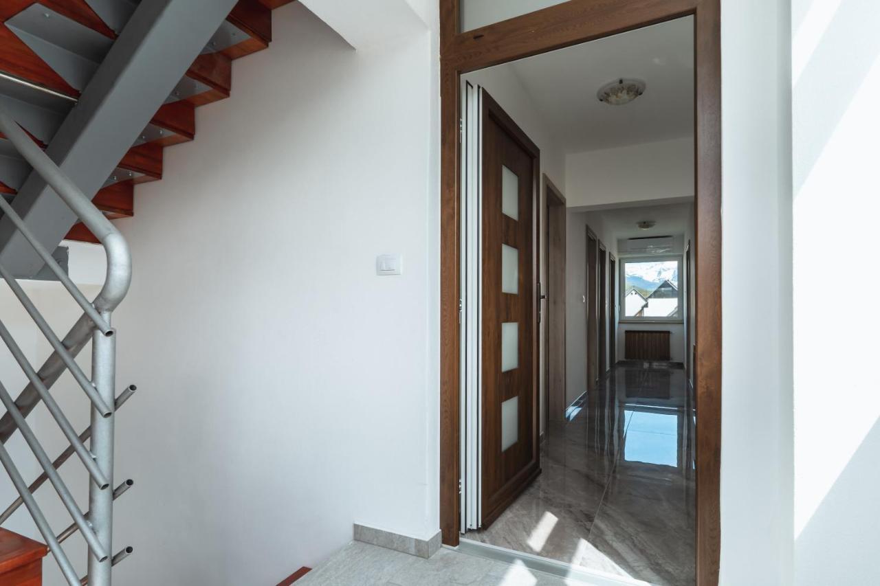 Julian Manor Apartament *
