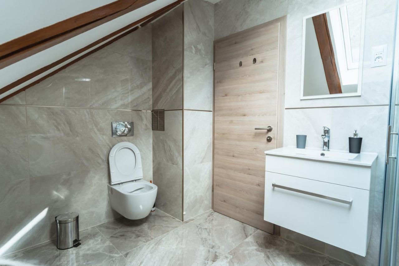 Apartament Julian Manor