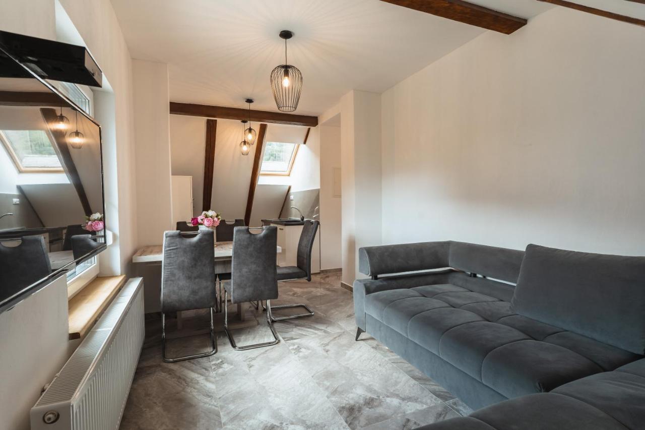 Apartament Julian Manor *