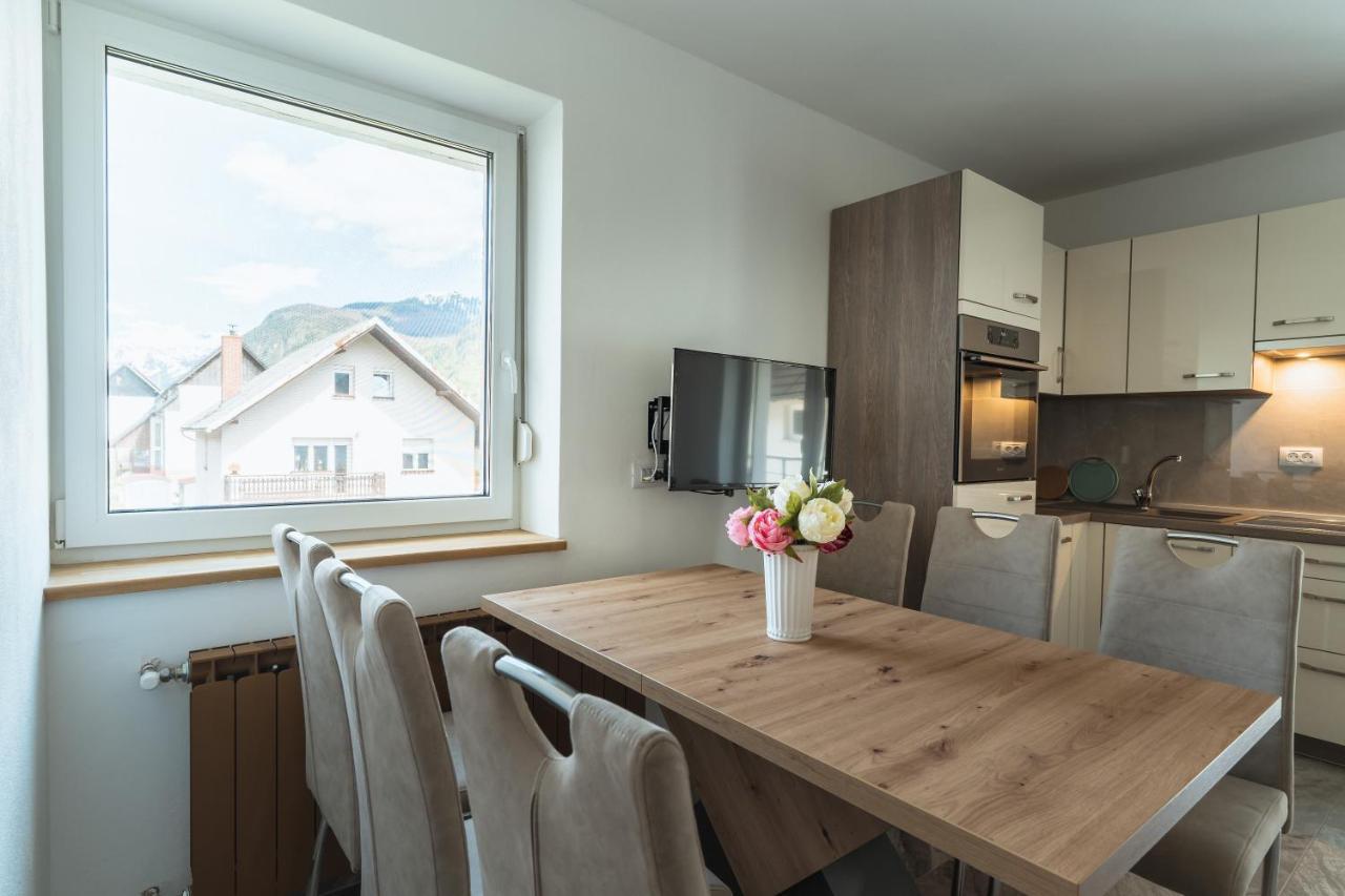 Apartament Julian Manor *